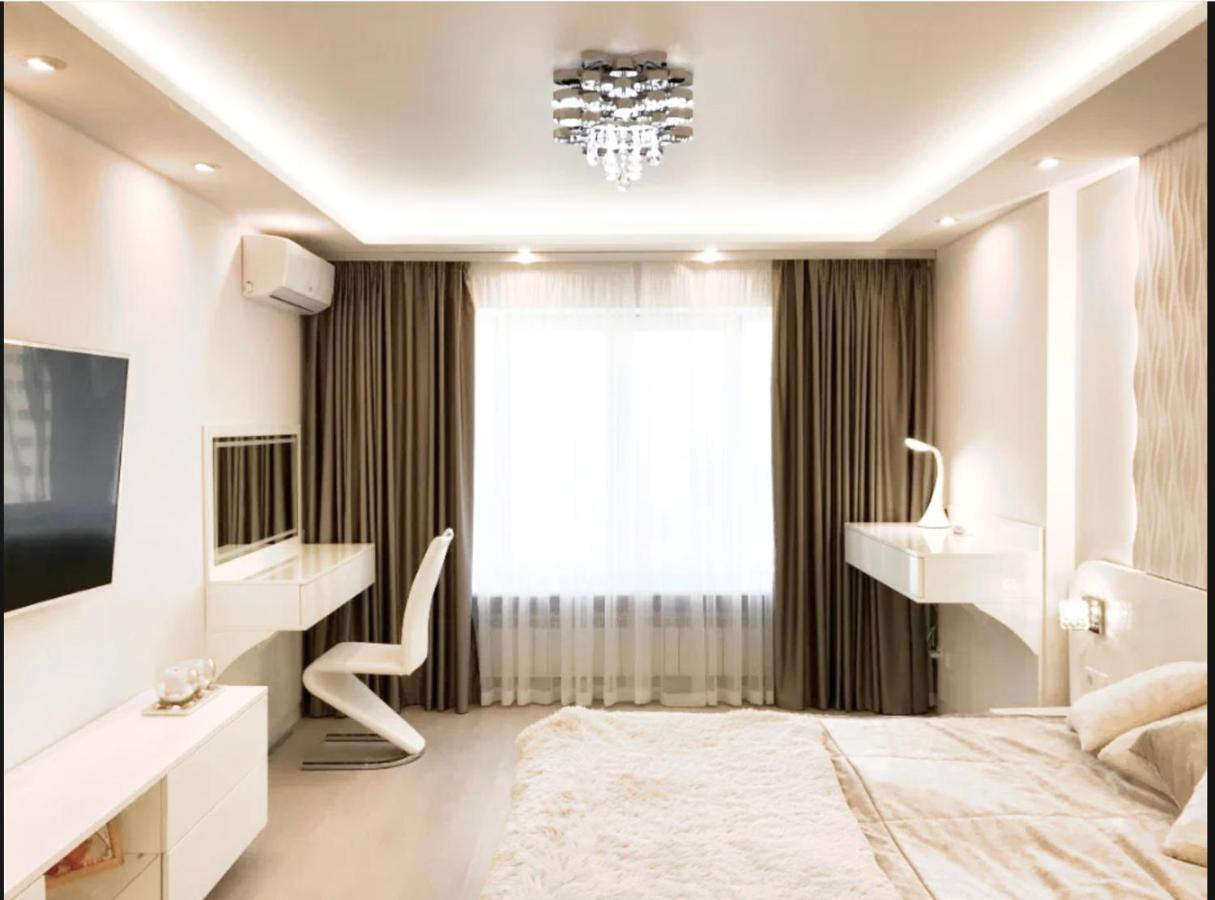 Lux Most City Area, Panoramic River View, New Tower Днепър Екстериор снимка